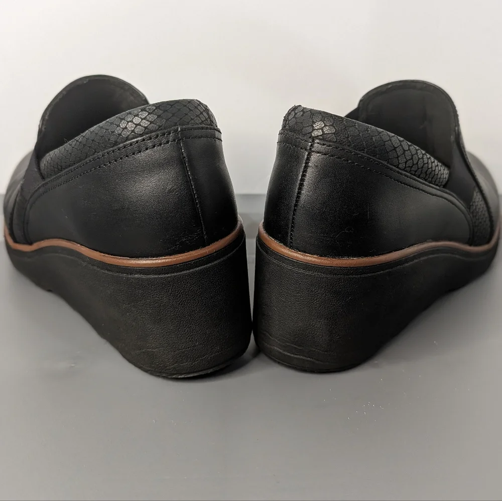 Clarks Mazy Squam 9.5 black leather comfy 2.5